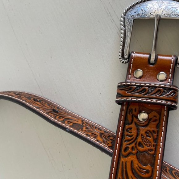Western Tooled Nocona Leather Silver Buckle Belt 51 inch - Picture 2 of 8